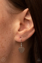 Load image into Gallery viewer, Dainty Desire - Silver